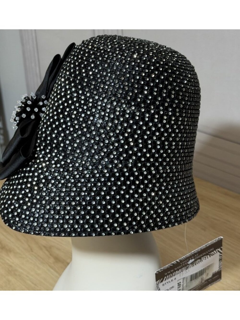 Whittall & Shon Black Rhinestone Bow Hat Womens One Size Formal Church NEW - Picture 3 of 11